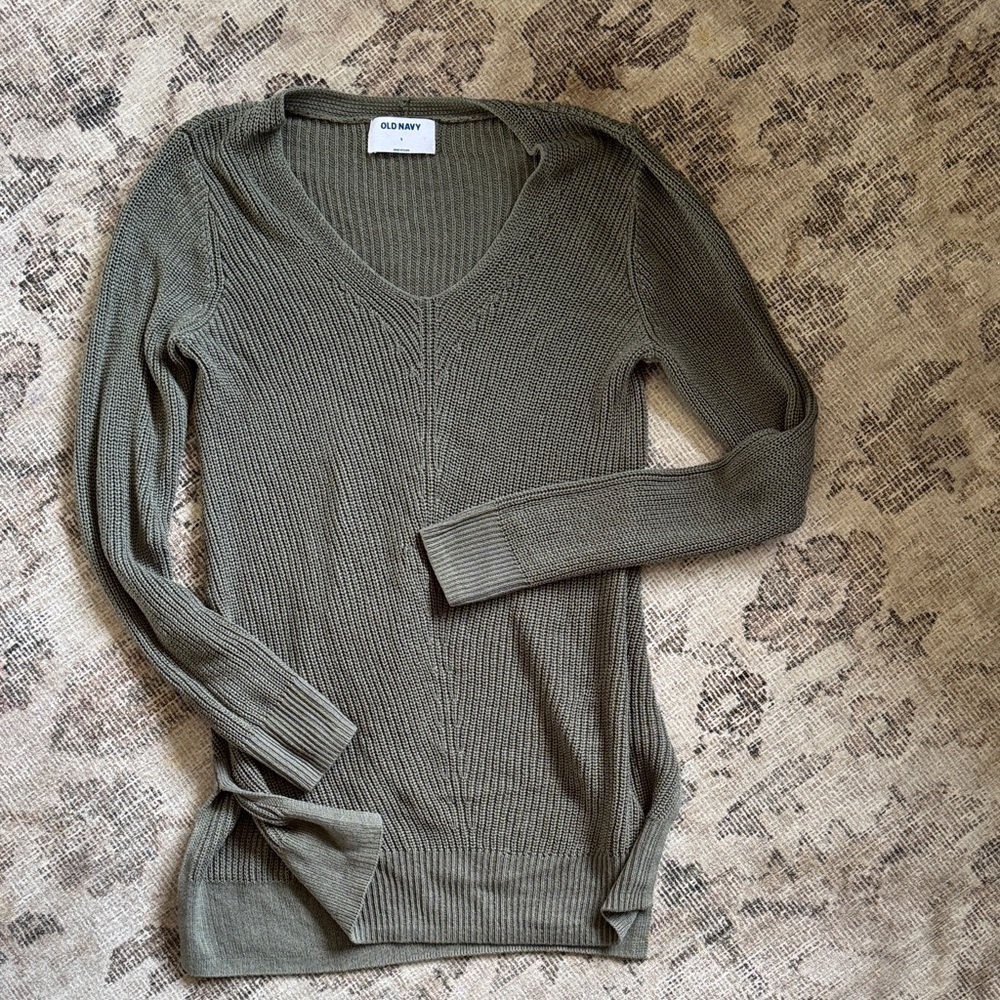 Old Navy Olive Green V-Neck Ribbed Sweater